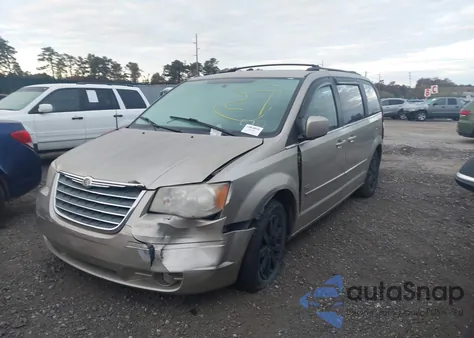 2009 Chrysler Town & Country Touring из США, поврежденный, VIN 2A8HR54159R661270